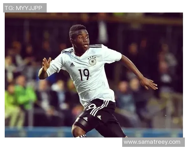 穆科科展现潜力多特蒙德耐心培养未来之星 穆科科展现潜力多特蒙德耐心培养未来之星