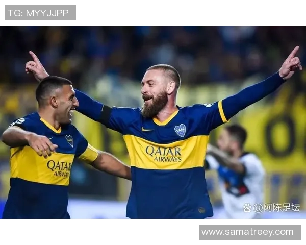 击剑世锦赛团体赛精彩对决中国队成功晋级展现强大实力与团队合作精神