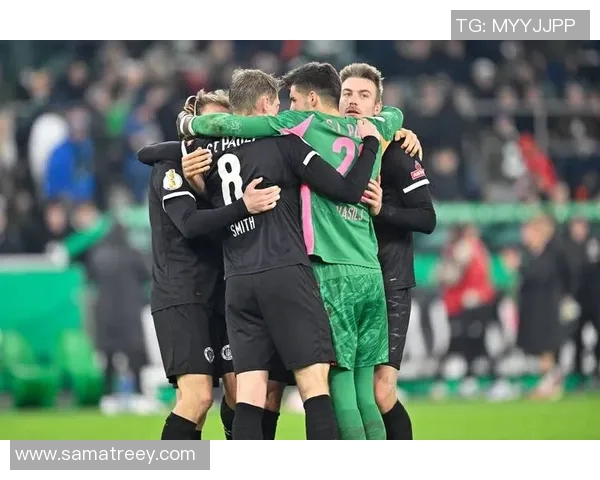 哈里斯塔巴科维奇精彩破门助力门兴格拉德巴赫赢得关键胜利 哈里斯塔巴科维奇精彩破门助力门兴格拉德巴赫赢得关键胜利