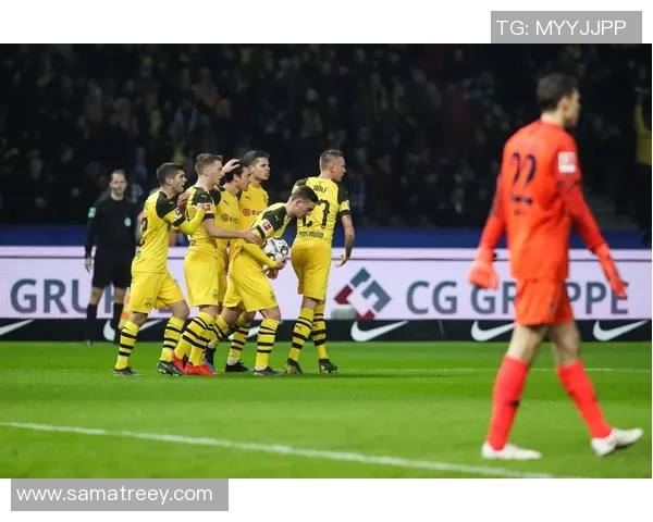 多特客场胜赫塔，德甲榜首稳了！